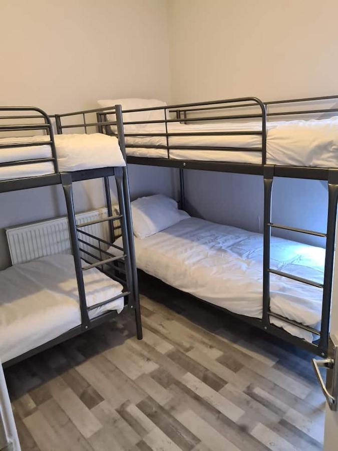 Next To Liverpool Stadium Apartment Luaran gambar
